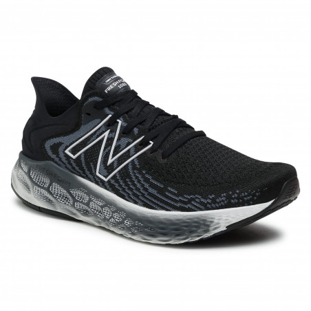 Chaussures Running NEW BALANCE Homme M1080 v10 Noir / Gris / Blanc PE 2021