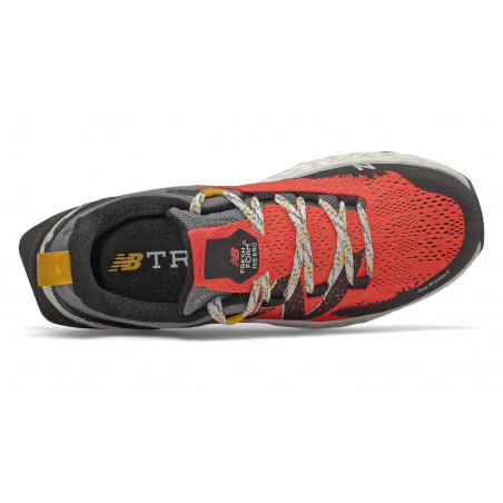 Chaussures Running NEW BALANCE Femme Fresh Foam HIERRO V5 Rouge / Noir PE 2020