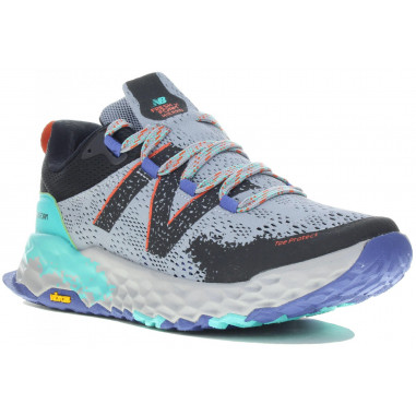 Chaussures Running NEW BALANCE Femme Fresh Foam HIERRO V5 Gris