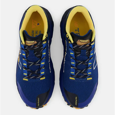 Chaussures Running NEW BALANCE Homme MORE TRAIL...