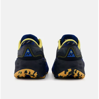 Chaussures Running NEW BALANCE Homme MORE TRAIL...